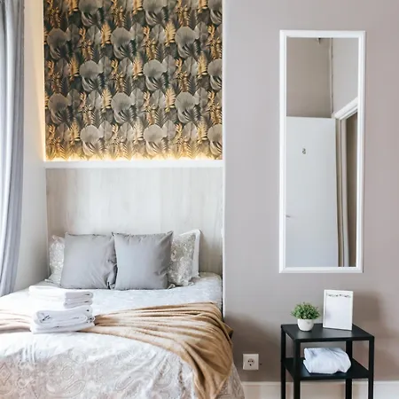 Aquilla Family 201 Homestay Lisbon