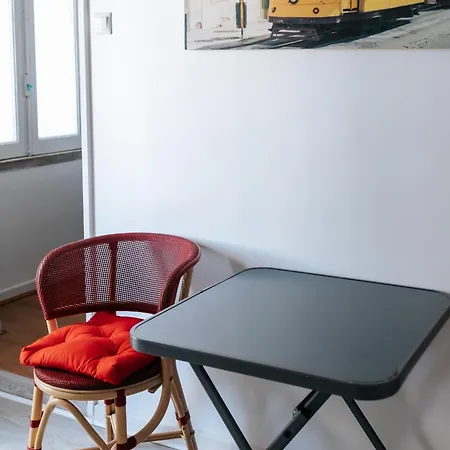 Aquilla Family 201 Homestay Lisbon