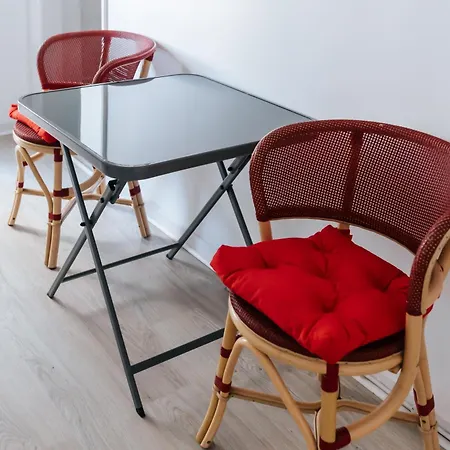 Aquilla Family 201 Homestay Lisbon